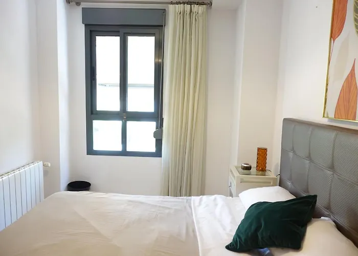 ☆the Peaceful Homestay☆ W/ Terrace⌘parking⌘bbq * Valence